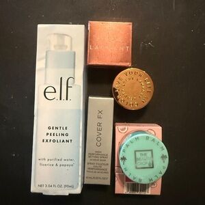 Gentle Peeling Exfoliant with Licorice & Papaya